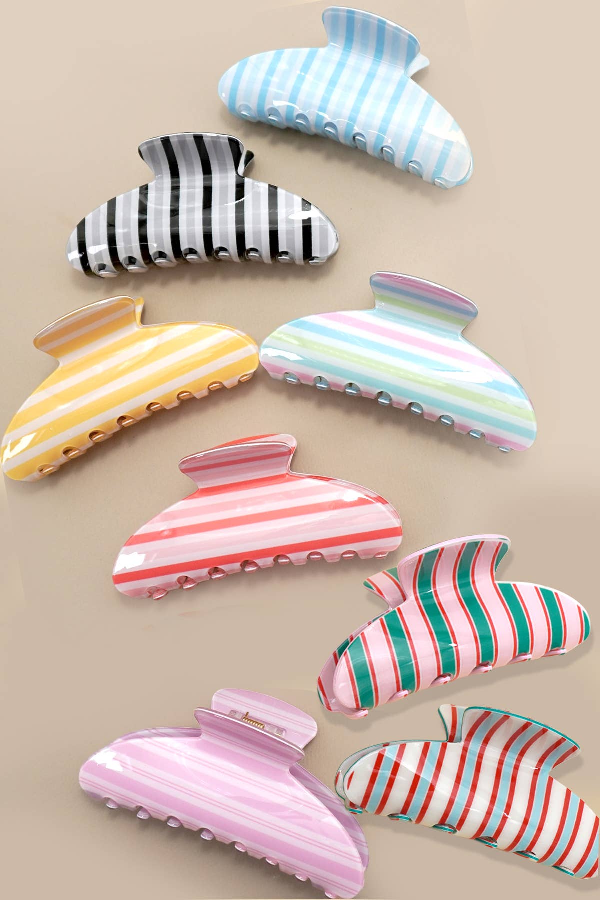 Jumbo Stripe Plaid Oval Hair Claw Clips
