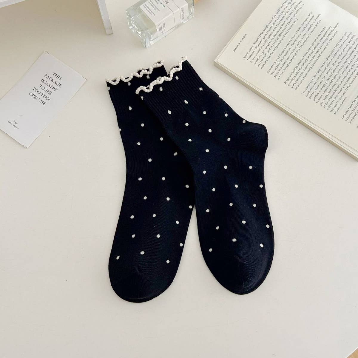 All-Match New Polka Dot Mid-Calf Socks