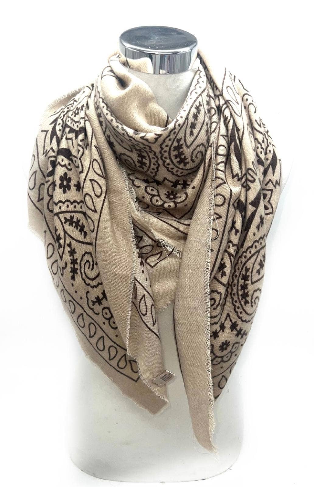 Large square scarf with bandana pattern
