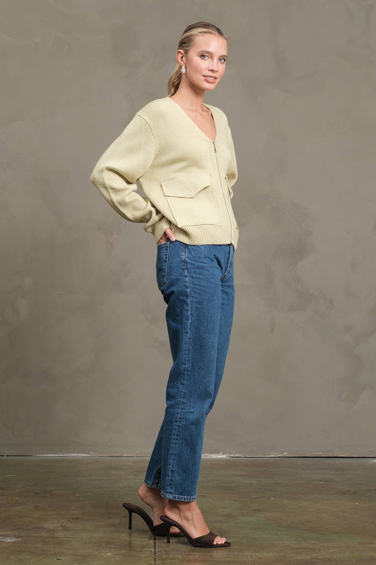 Utility Pocket Knit Zip-Up Cardigan