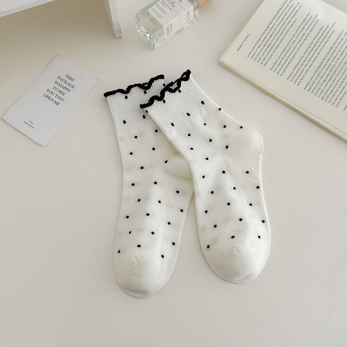 All-Match New Polka Dot Mid-Calf Socks