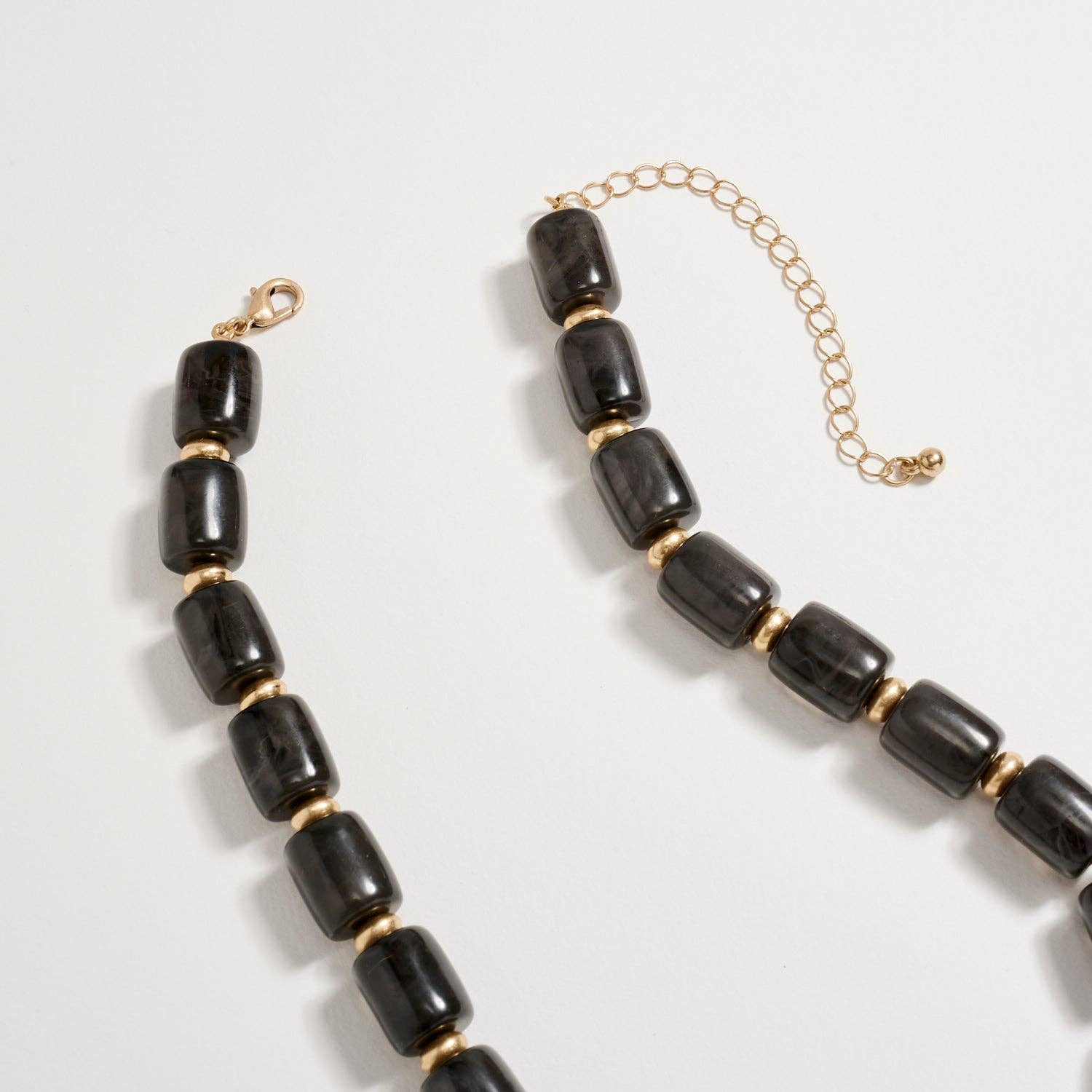 Gold Seashell Pendant Beaded Necklace