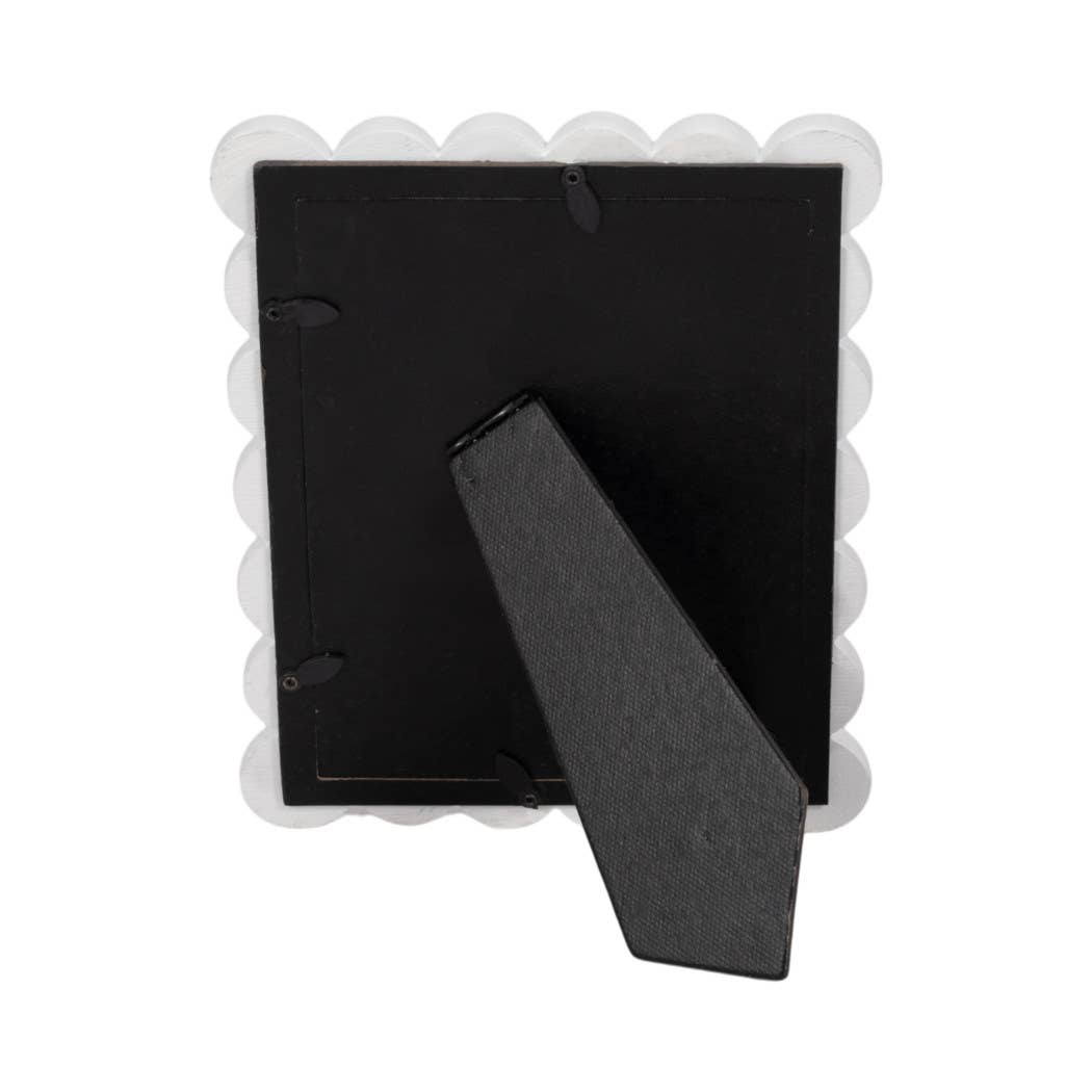 Decorative Scalloped Edge White Photo Frame