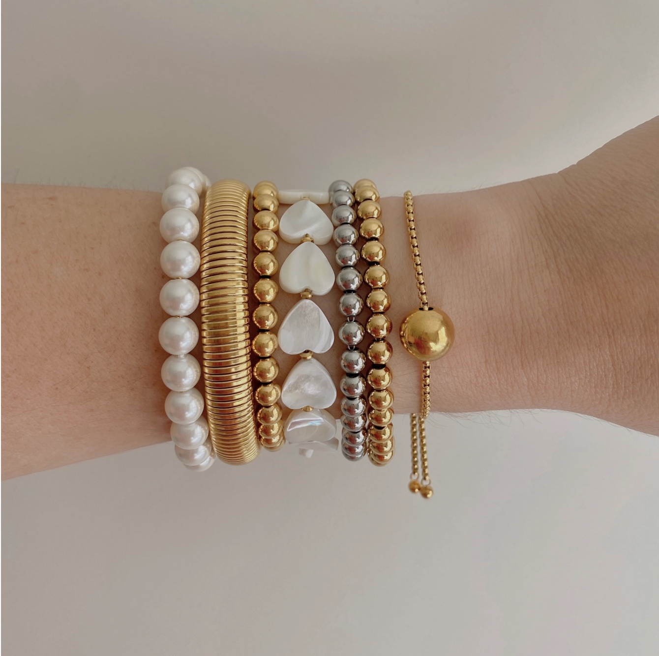 Pearls Beaded Bracelet 18K Gold Filled
