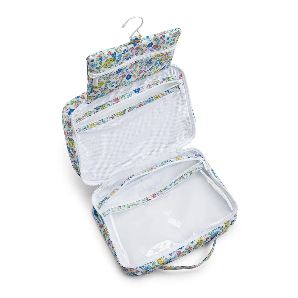 TRVL Bundle Up2 Hanging Toiletry Bag