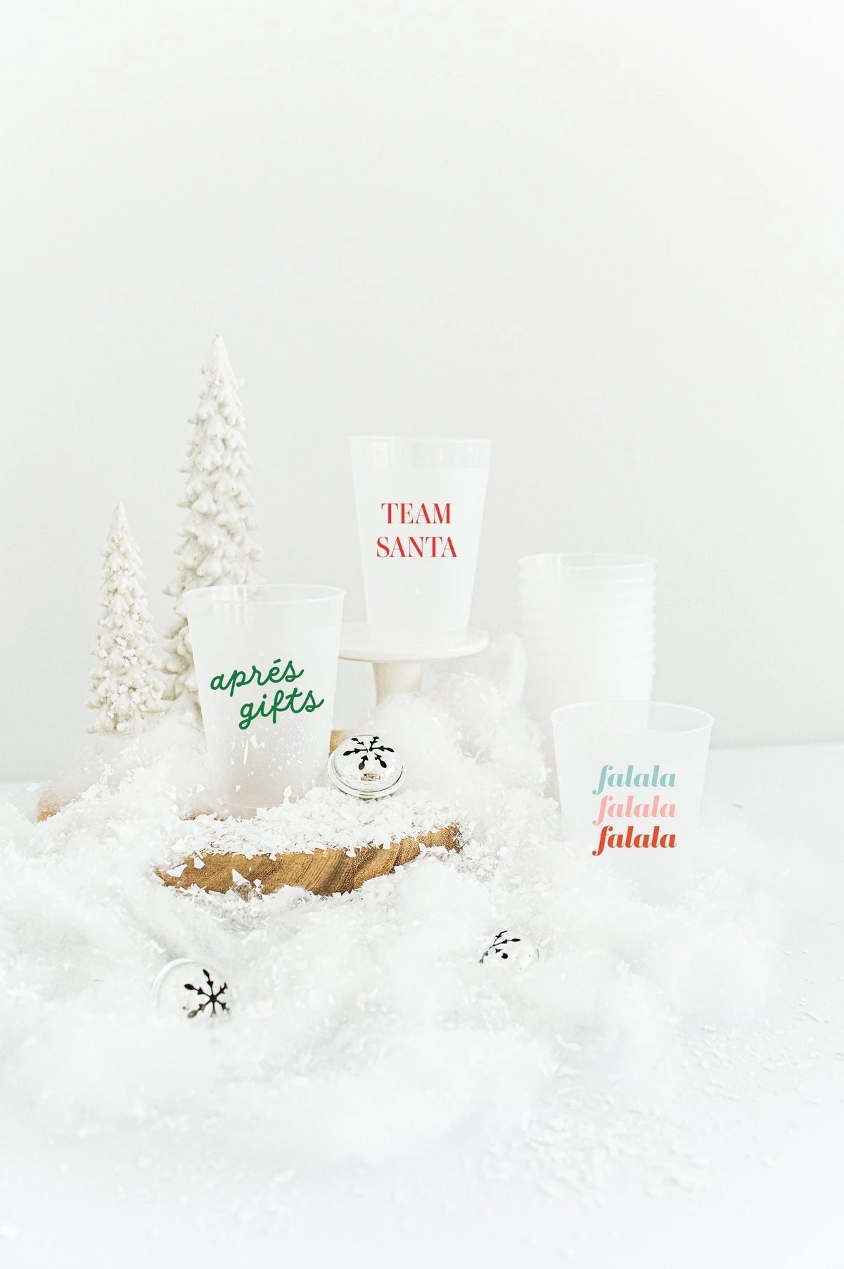 Frosted Plastic Cups for Holiday