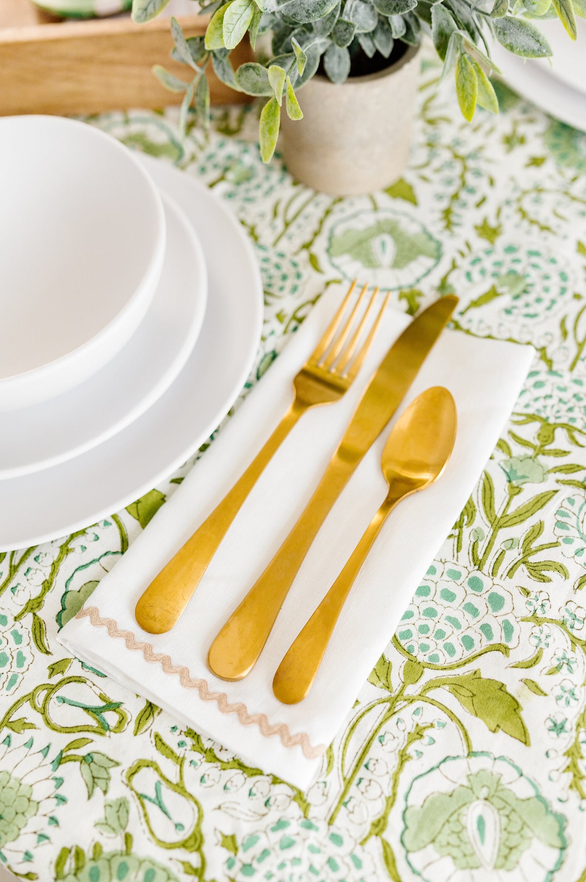 Ric Rac Linen Dinner Napkins - Wholesale
