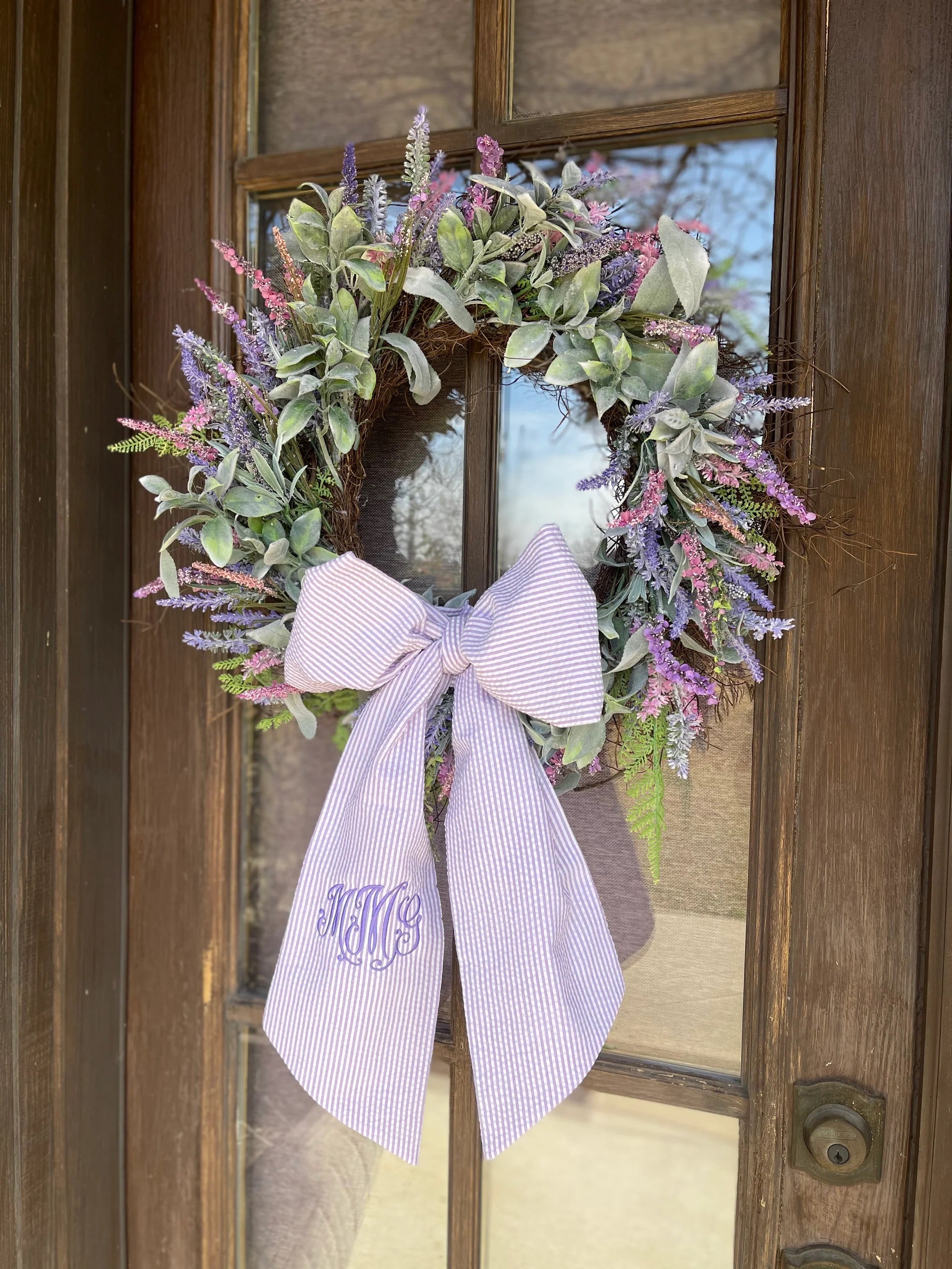 Wreath Bow Sash with Embroidery