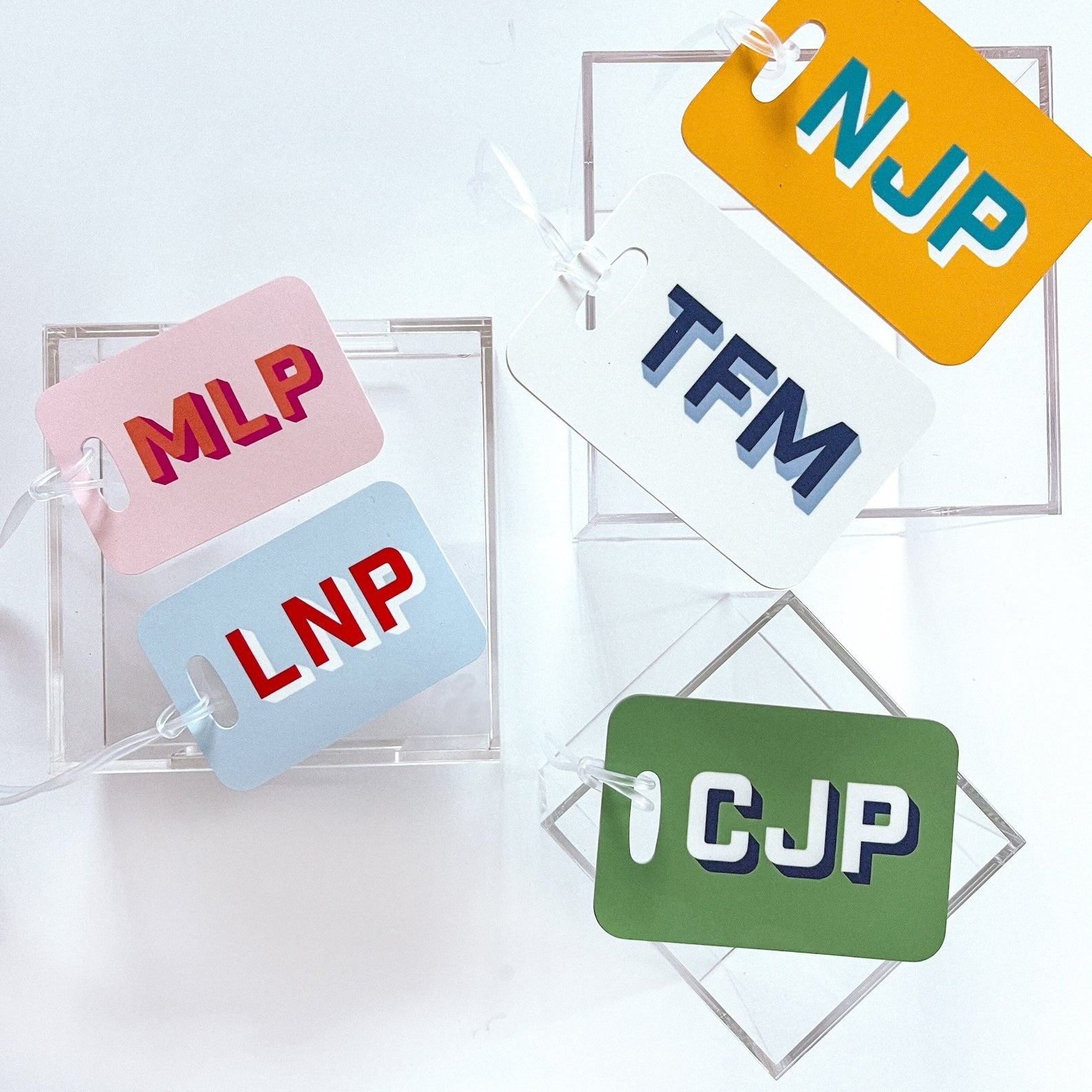 LUGGAGE TAGS