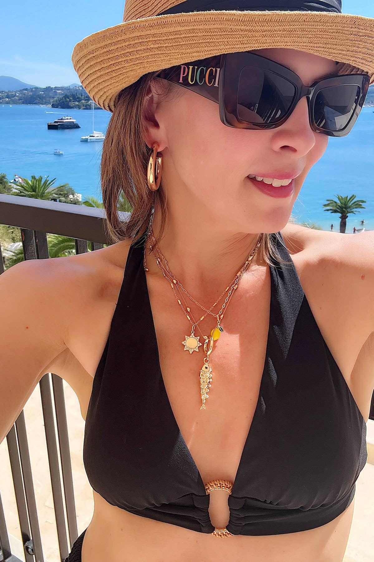 Pave Sardine Pendant Charm in Shiny Gold