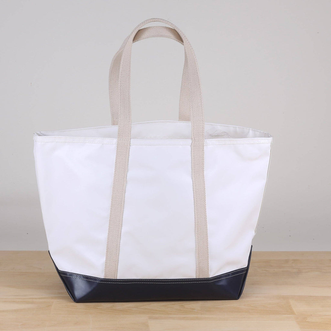 Two toned boat bag