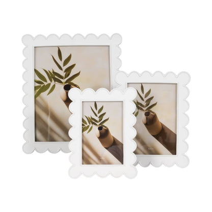 White Scalloped Resin 8x10 Picture Frame
