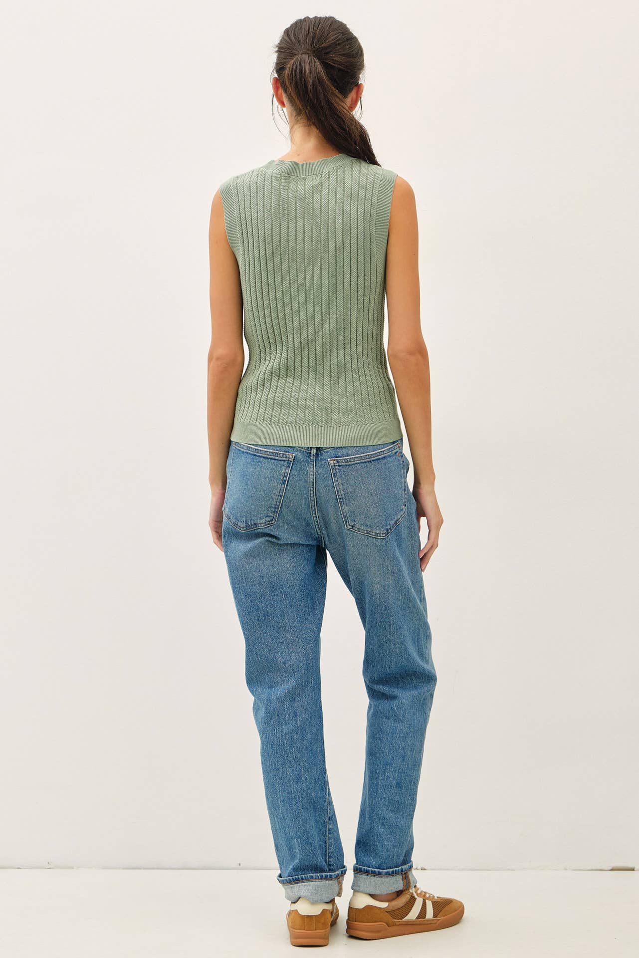 Texture Ribbed Classic Cut Sweater Tank