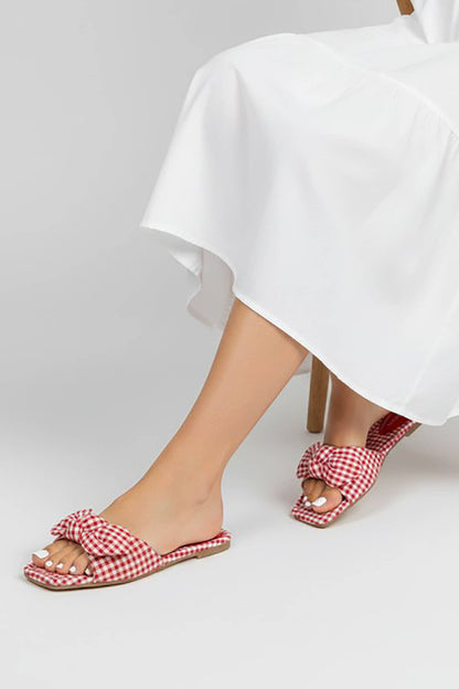 Gingham slide