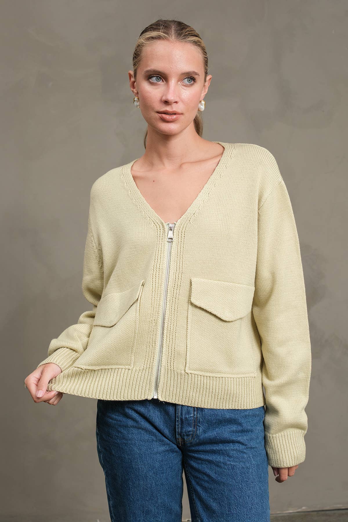 Utility Pocket Knit Zip-Up Cardigan
