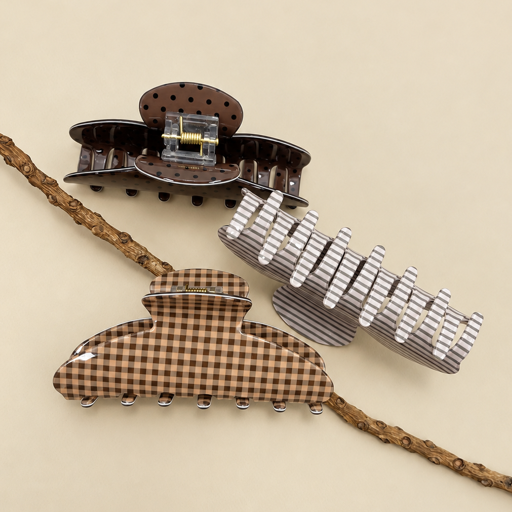 Jumbo Stripe Plaid Oval Hair Claw Clips