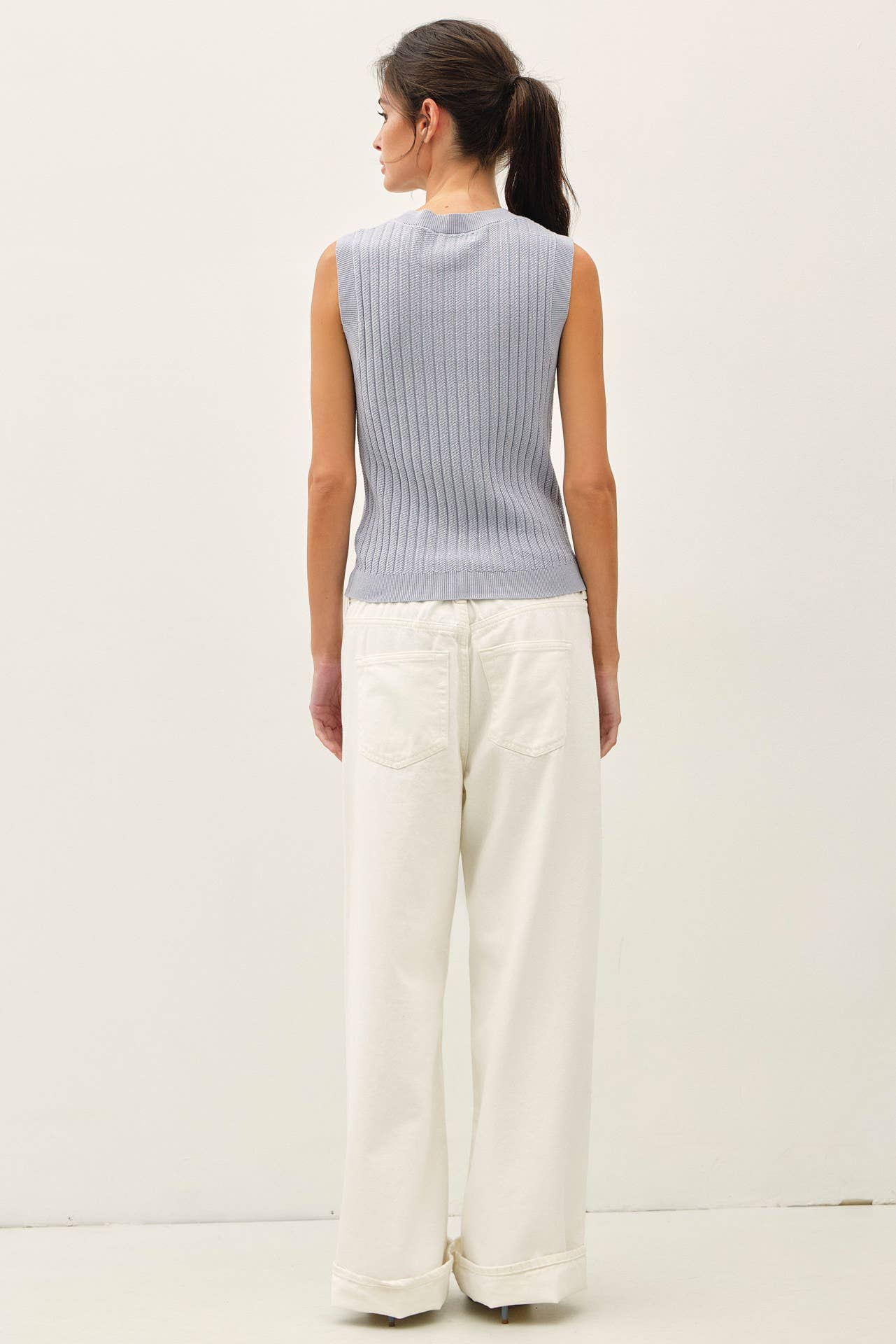 Texture Ribbed Classic Cut Sweater Tank