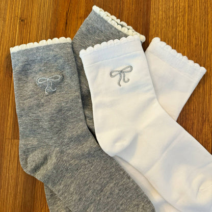 Embroidered Bow Socks