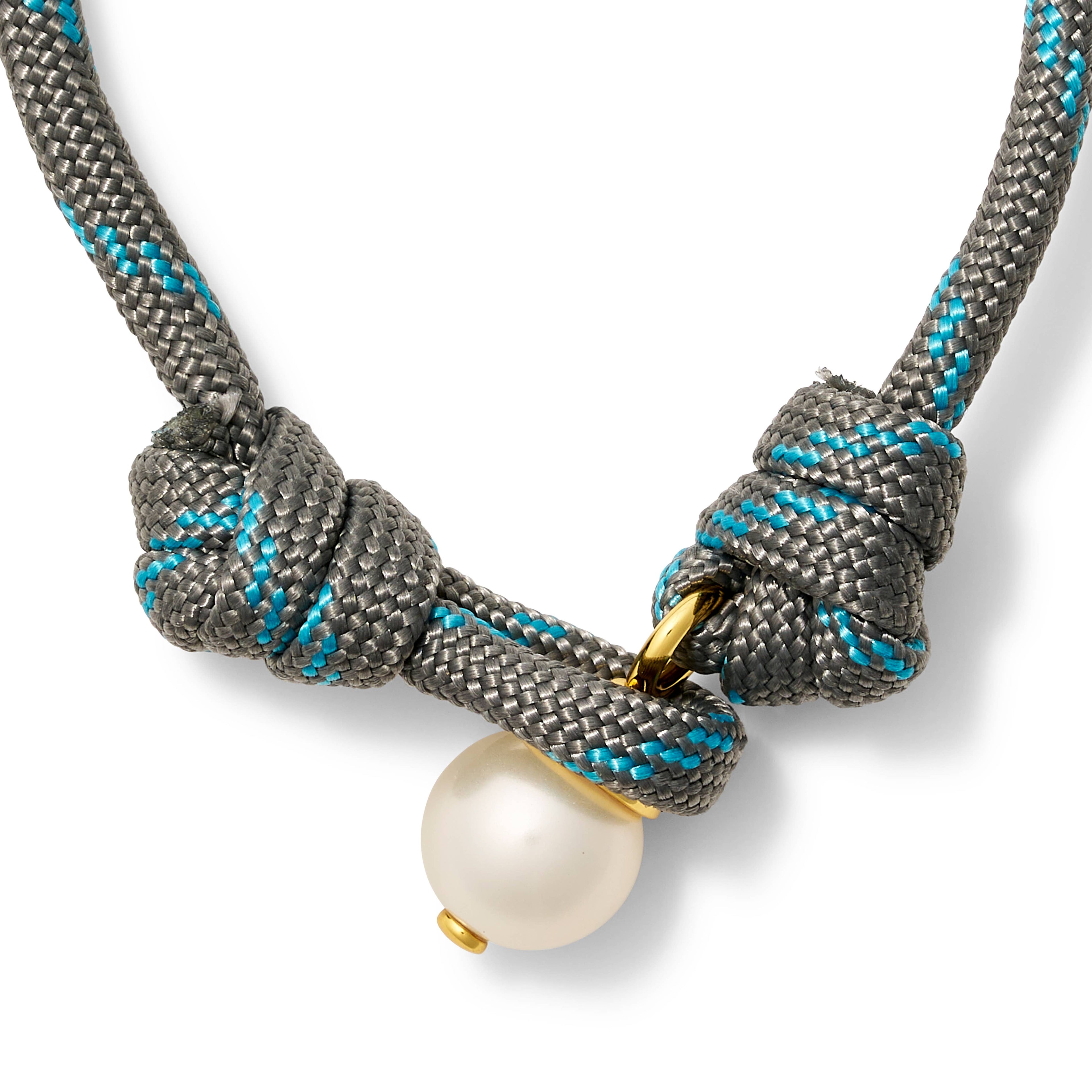 The Paracord + Pearl Bracelet