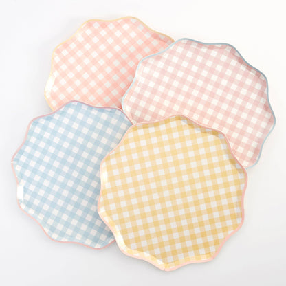 Gingham Dinner Plates