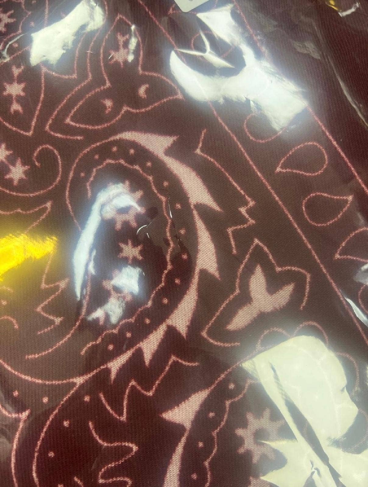 Large square scarf with bandana pattern