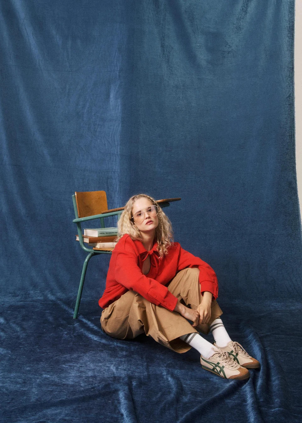 BILLIE Red Sweatshirt