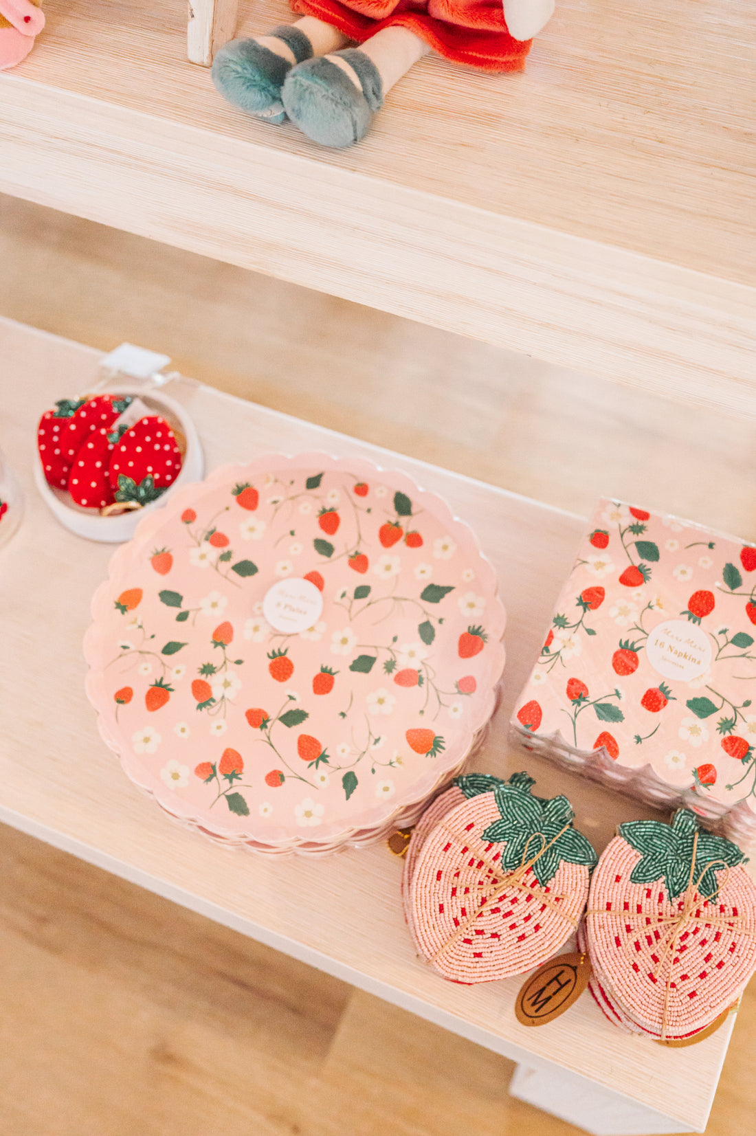 Strawberry Pattern Large Napkins