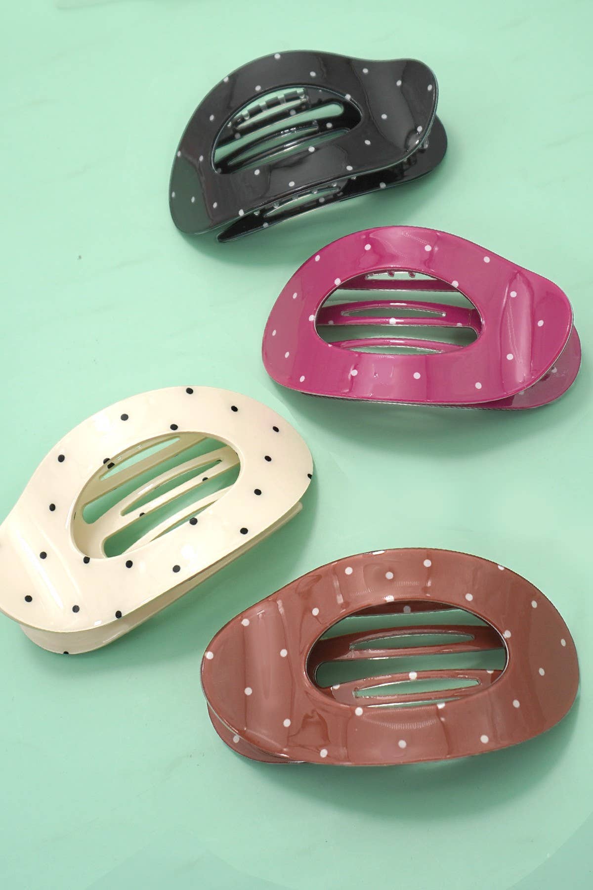 Jumbo polka dot lay flat oval hair claw clip