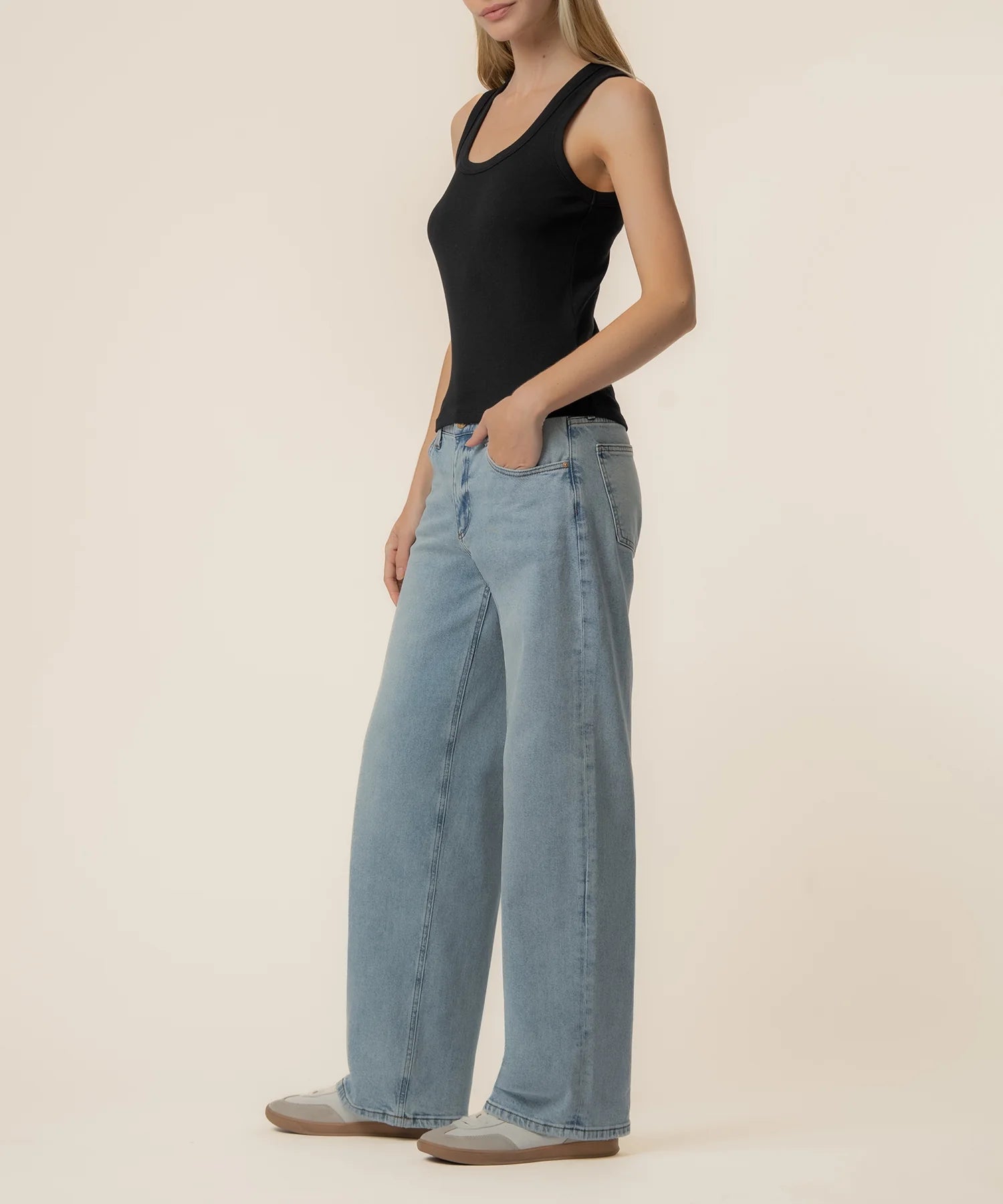 Anastasia- Tank Top w/ Scoop NK