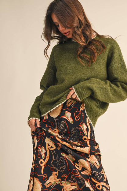 Scalloped trim crew neck women&