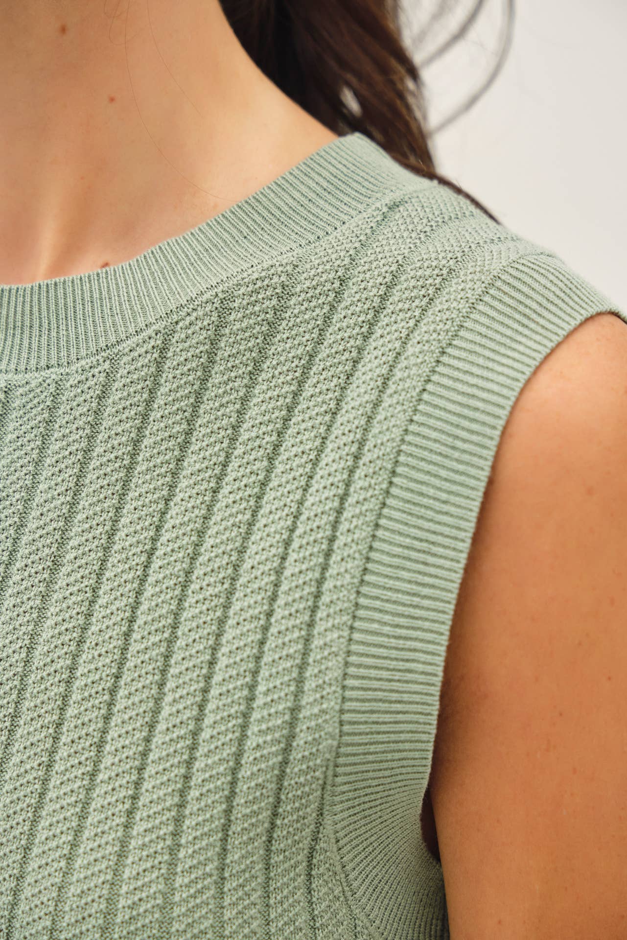 Texture Ribbed Classic Cut Sweater Tank