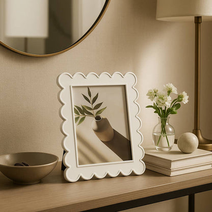 Decorative Scalloped Edge White Photo Frame