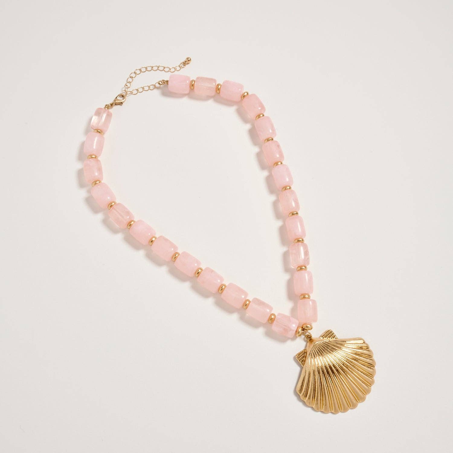 Gold Seashell Pendant Beaded Necklace