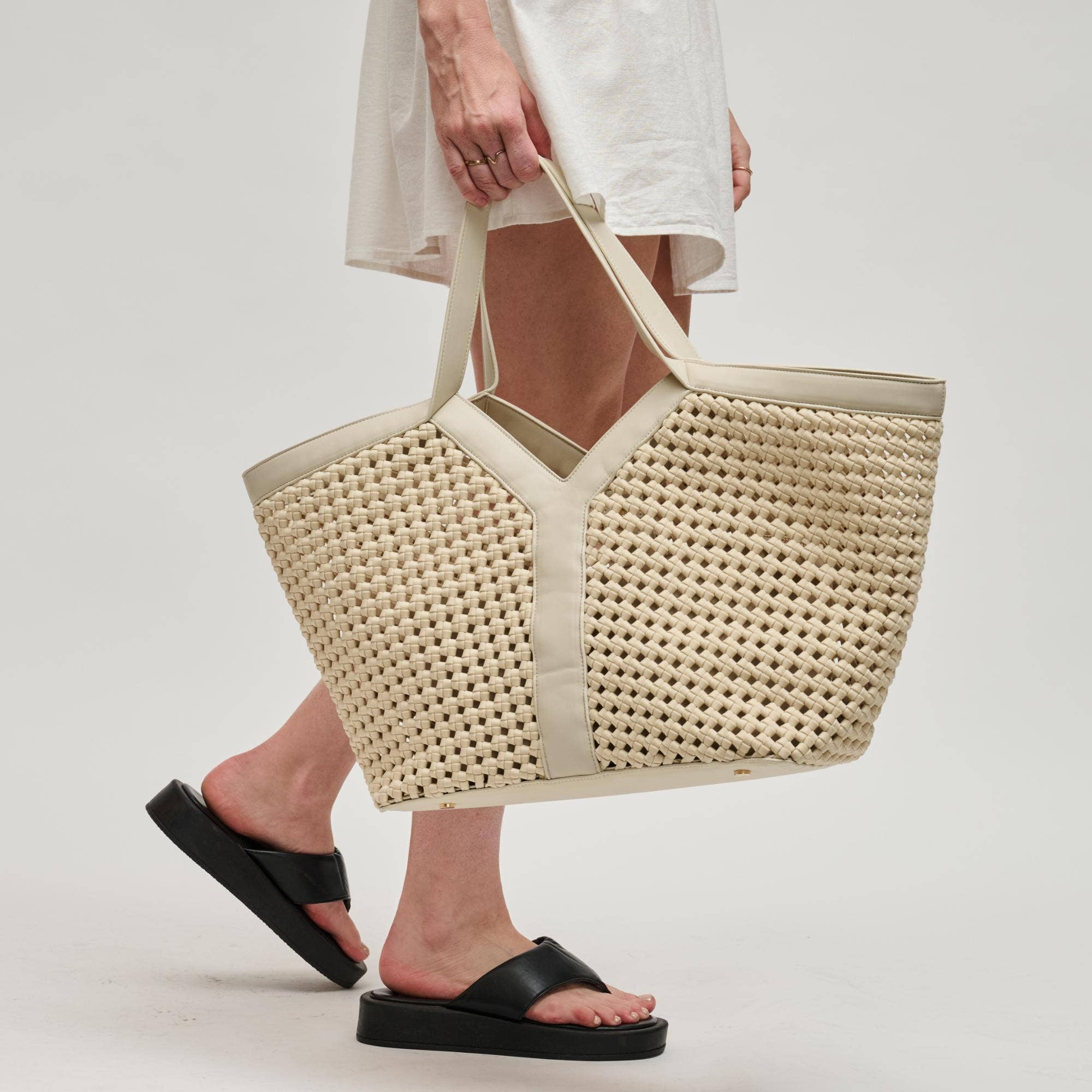 Calypso Tote