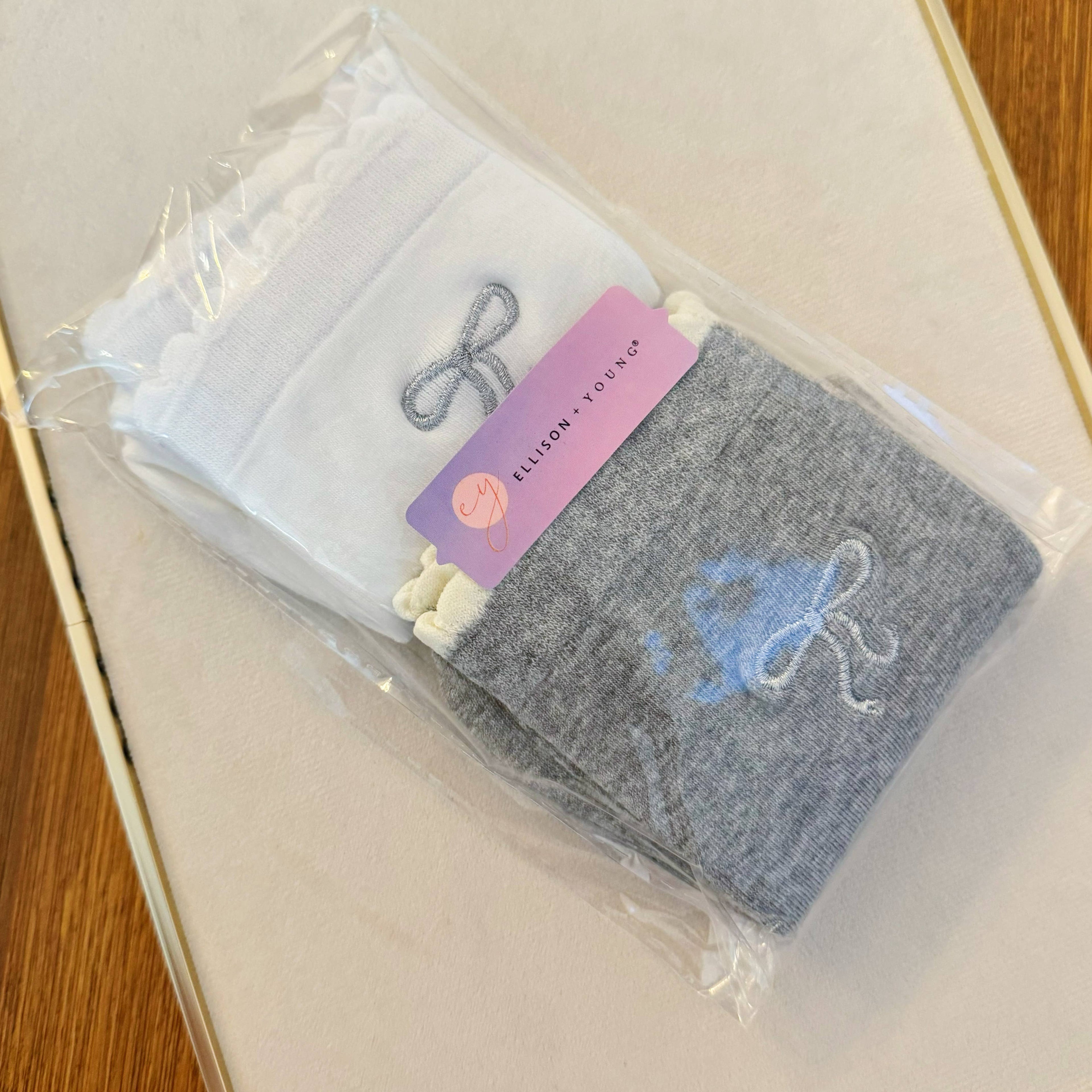 Embroidered Bow Socks